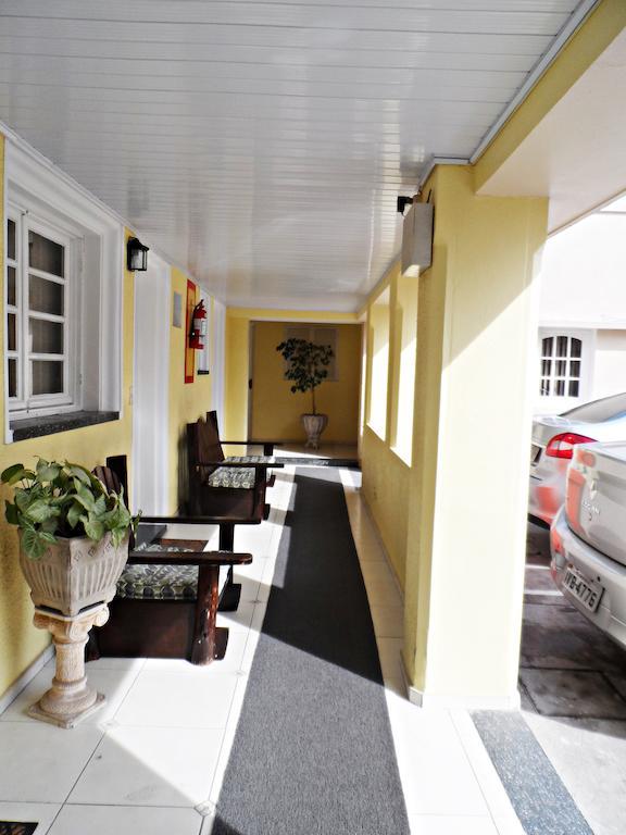 Petit Rivera Hotel Bagian luar foto